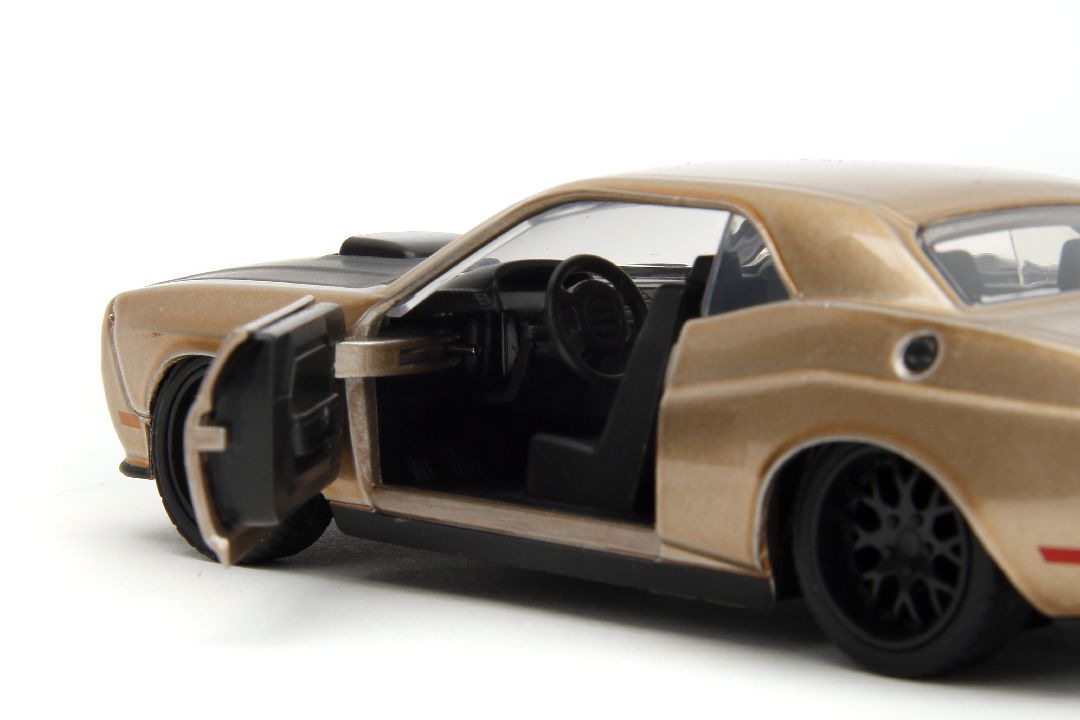 Jada 1/32 "Pink Slips" - 2012 Dodge Challenger SRT8