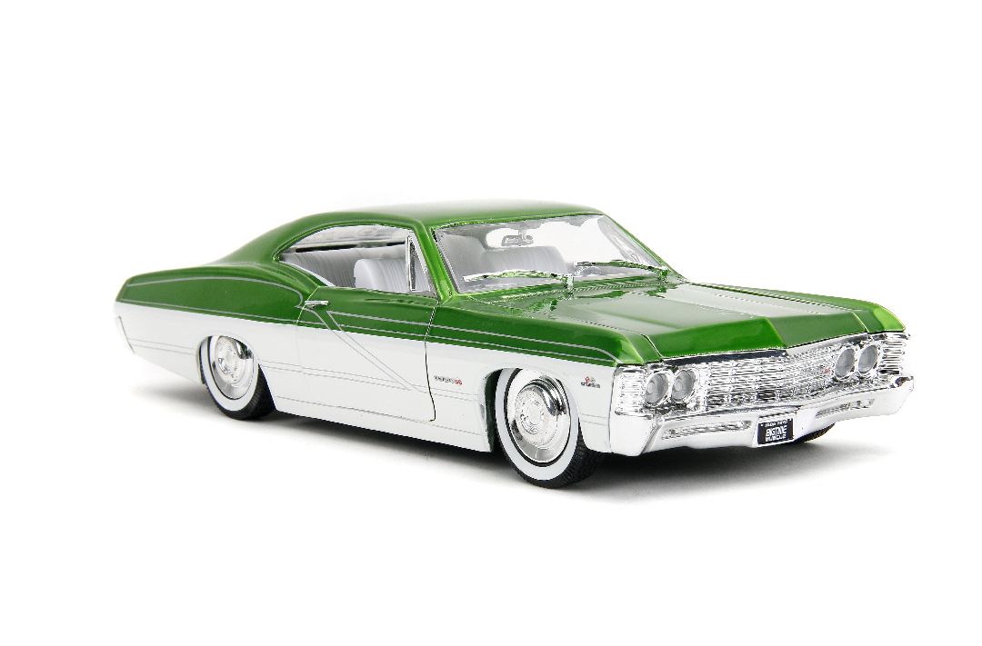 Jada 1/24 "BIGTIME Muscle" 1967 Chevy Impala 2-Door