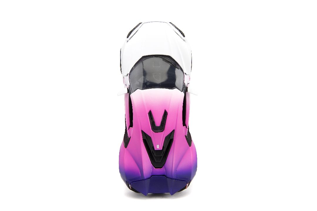 Jada 1/24 "Pink Slips" w/Base - Lykan HyperSport - Click Image to Close