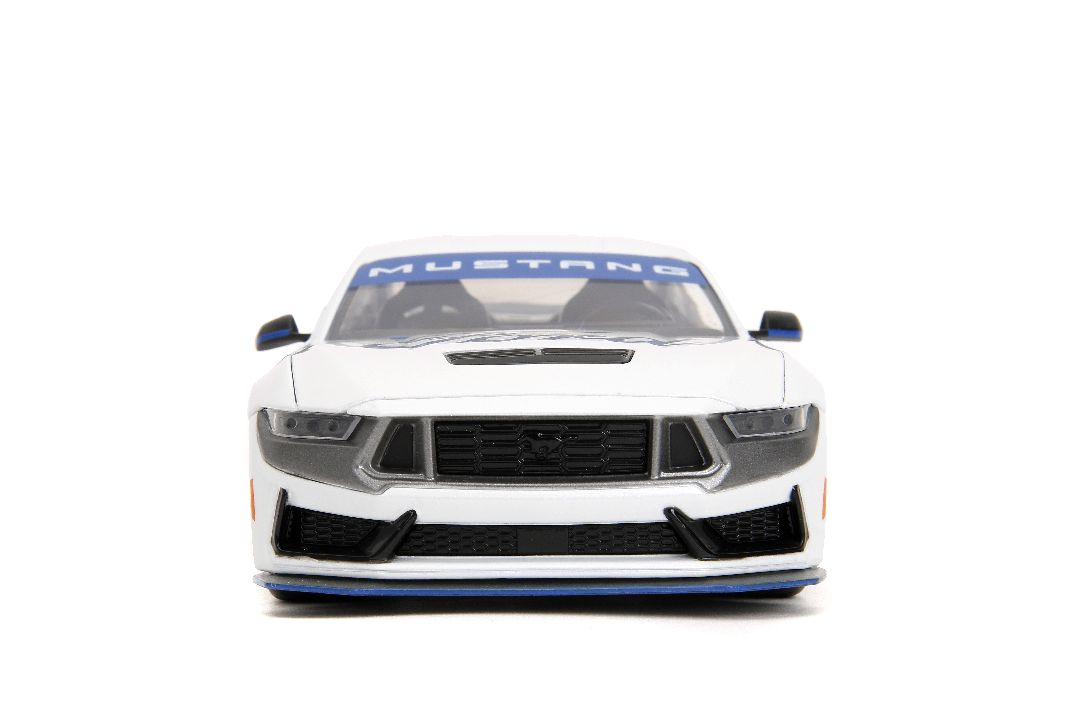 Jada 1/24 "BIGTIME Muscle" 2024 Mustang Dark Horse - White - Click Image to Close