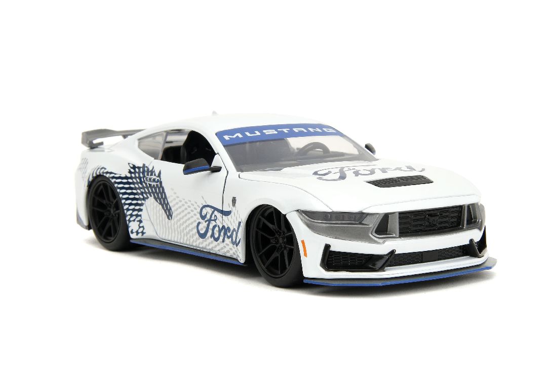 Jada 1/24 "BIGTIME Muscle" 2024 Mustang Dark Horse - White - Click Image to Close