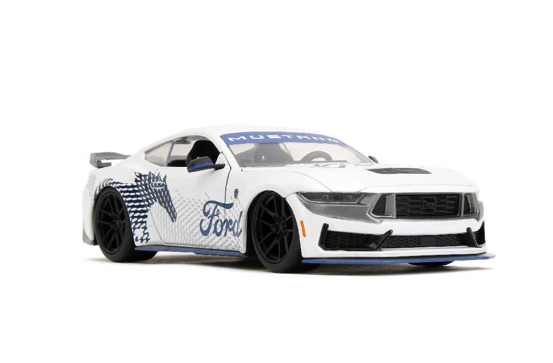 Jada 1/24 "BIGTIME Muscle" 2024 Mustang Dark Horse - White