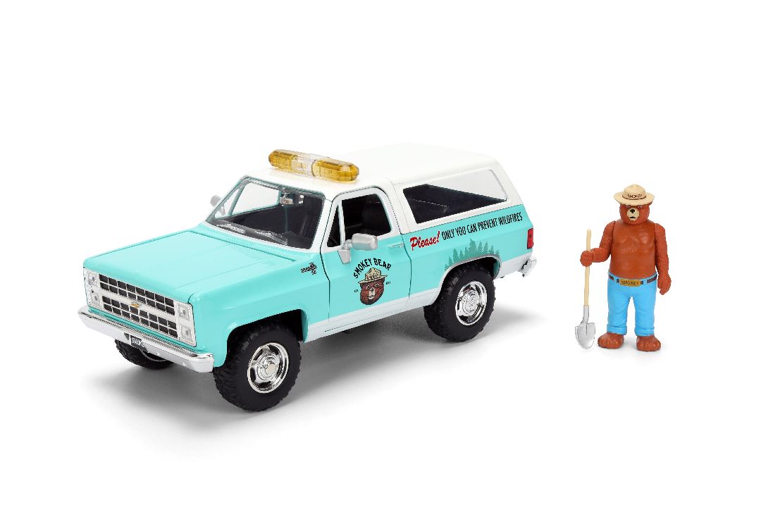 Jada 1/24 "Hollywood Rides" - 1980 Chevy Blazer w/ Smokey Bear