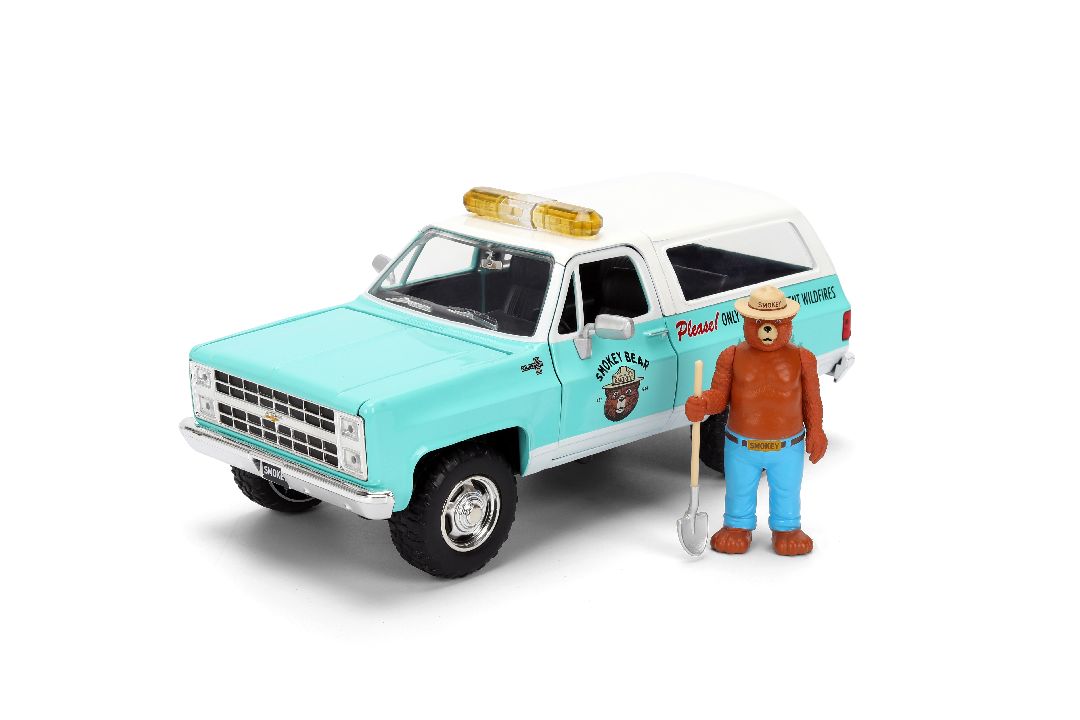 Jada 1/24 "Hollywood Rides" - 1980 Chevy Blazer w/ Smokey Bear