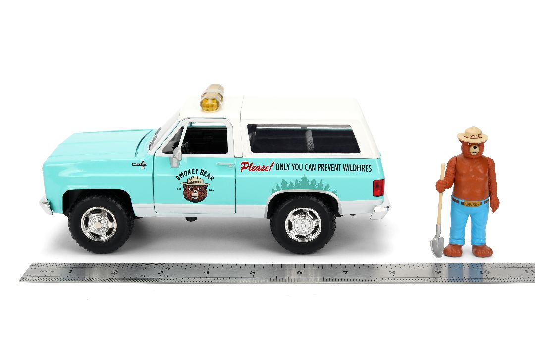 Jada 1/24 "Hollywood Rides" - 1980 Chevy Blazer w/ Smokey Bear