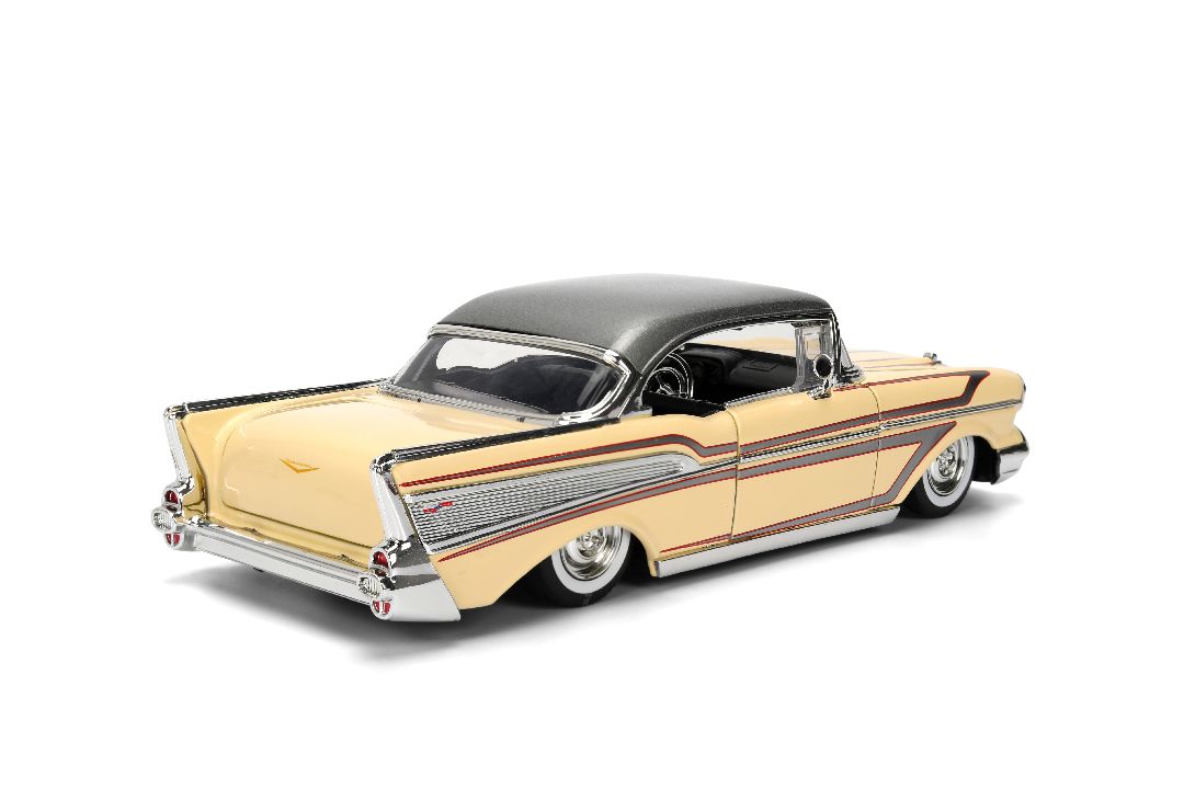 Jada 1/24 "BIGTIME Muscle" - 1957 Chevy Bel Air Hardtop
