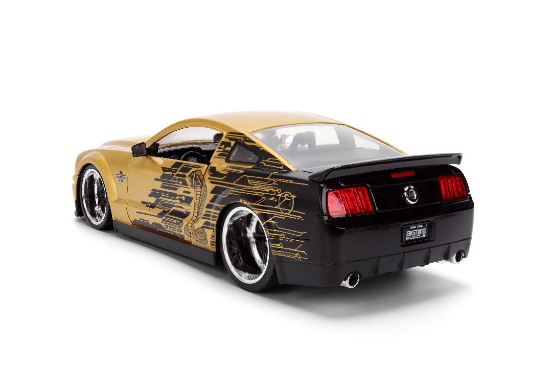 Jada 1/24 "BIGTIME Muscle" - 2008 Ford Mustang Shelby GT500KR