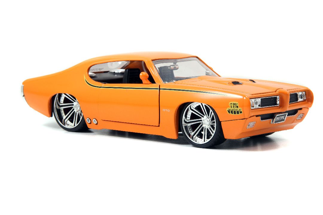 Jada 1/24 "BIGTIME Muscle" 1969 Pontiac GTO Judge - Click Image to Close