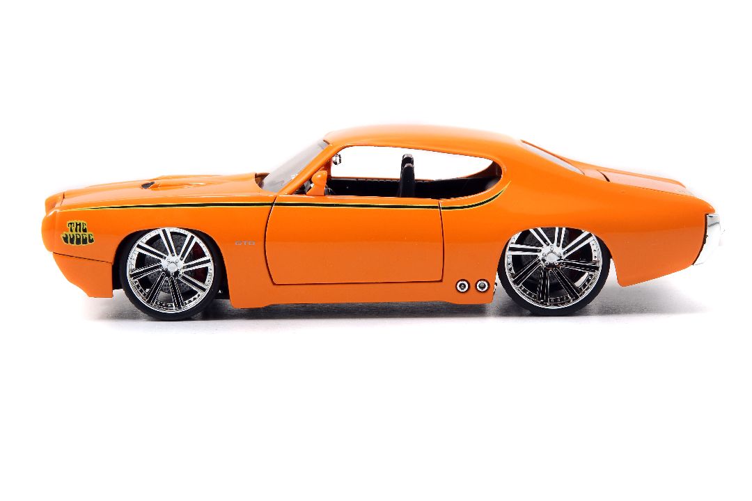 Jada 1/24 "BIGTIME Muscle" 1969 Pontiac GTO Judge