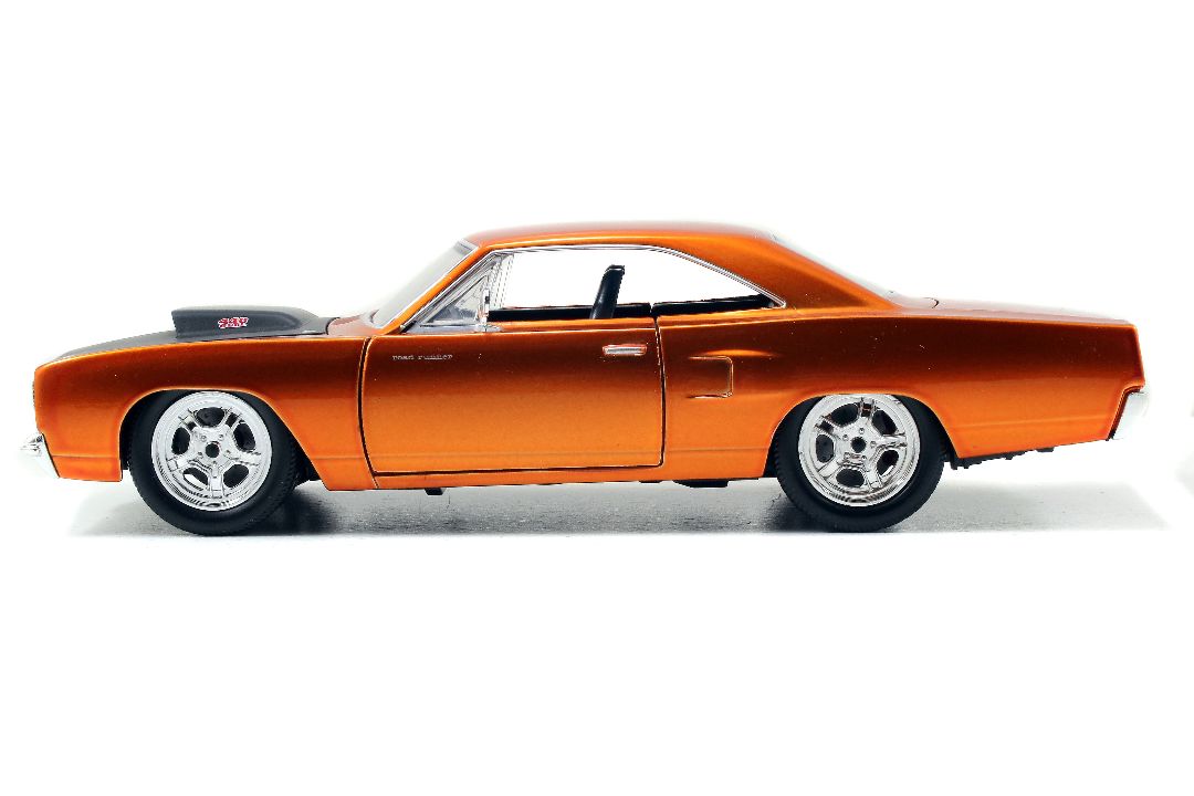 Jada 1/24 "Fast & Furious" Dom's 1970 Plymouth Road Runner - Click Image to Close