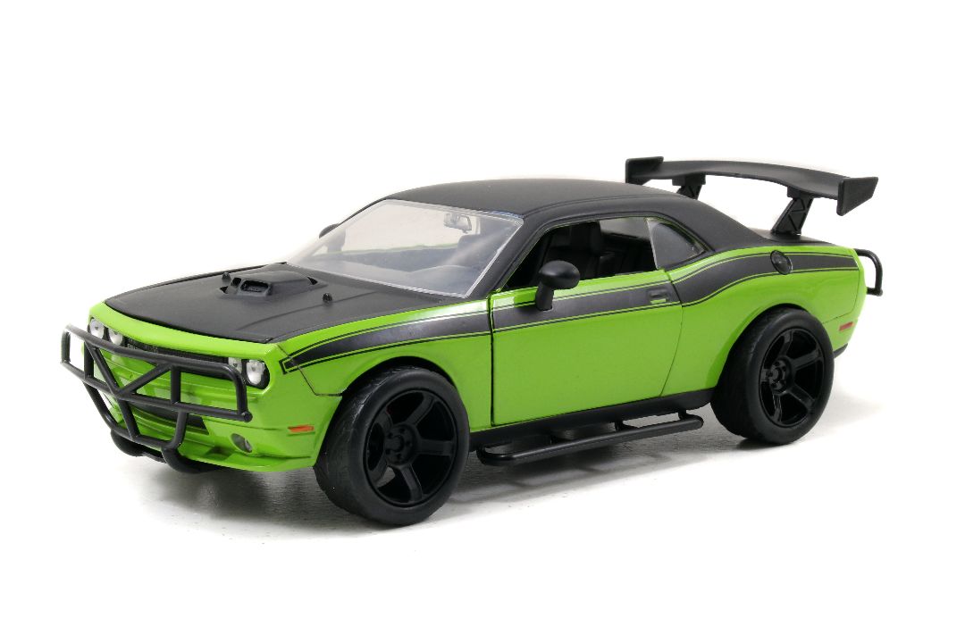 Jada 1/24 "Fast & Furious 7" Letty's 2008 Challenger Off Road - Click Image to Close