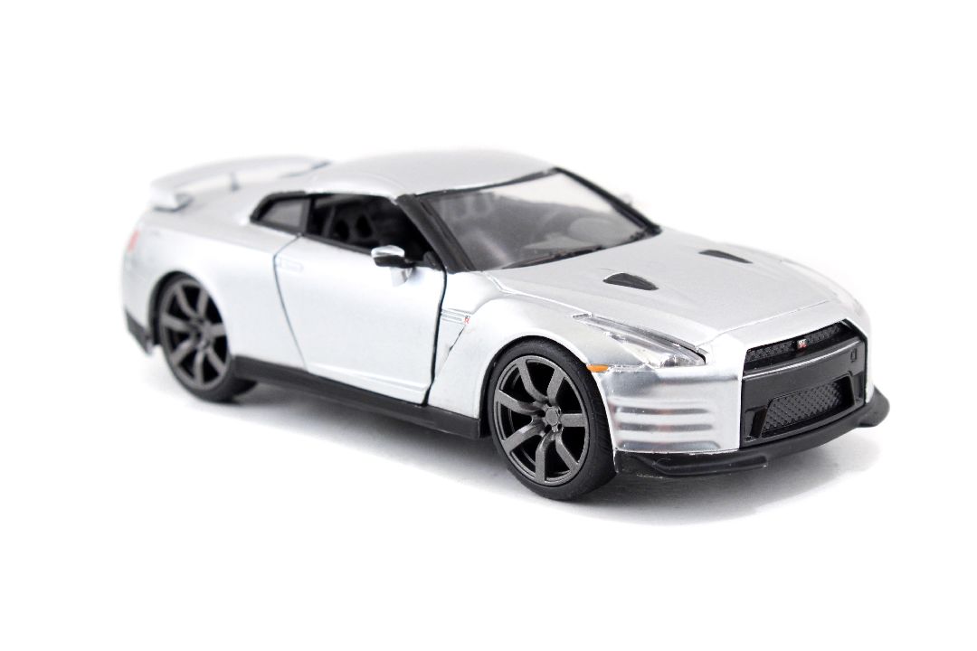 "Fast & Furious" 1/32 2009 Nissan GTR (R35) - Silver - Click Image to Close