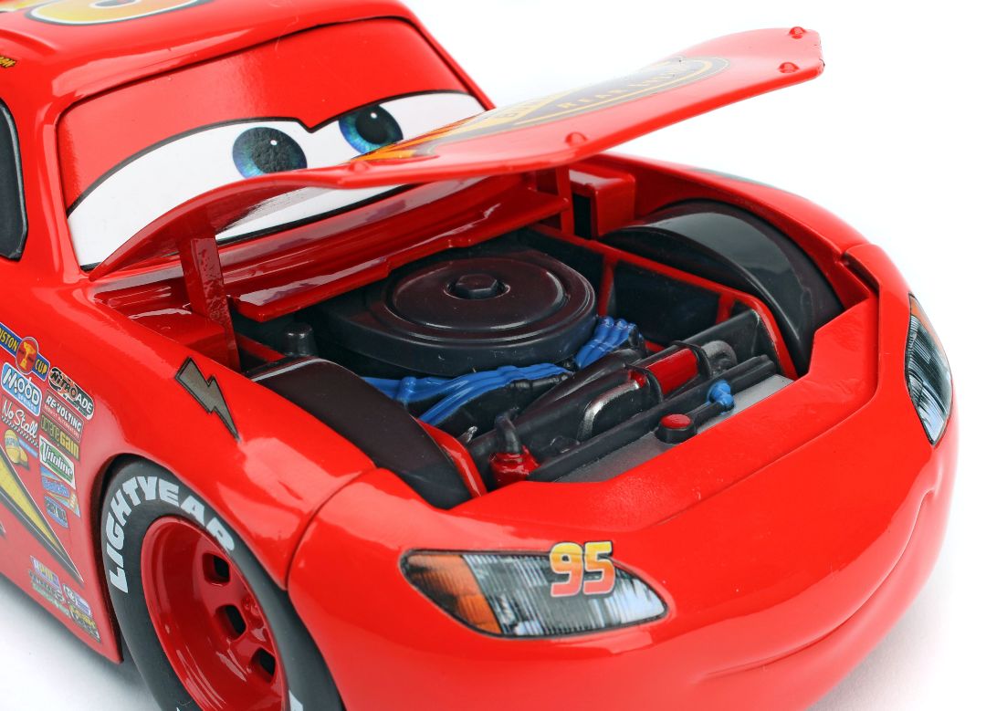 Jada 1/24 "Hollywood Rides" Pixar Cars Lightning McQueen w/Rack - Click Image to Close