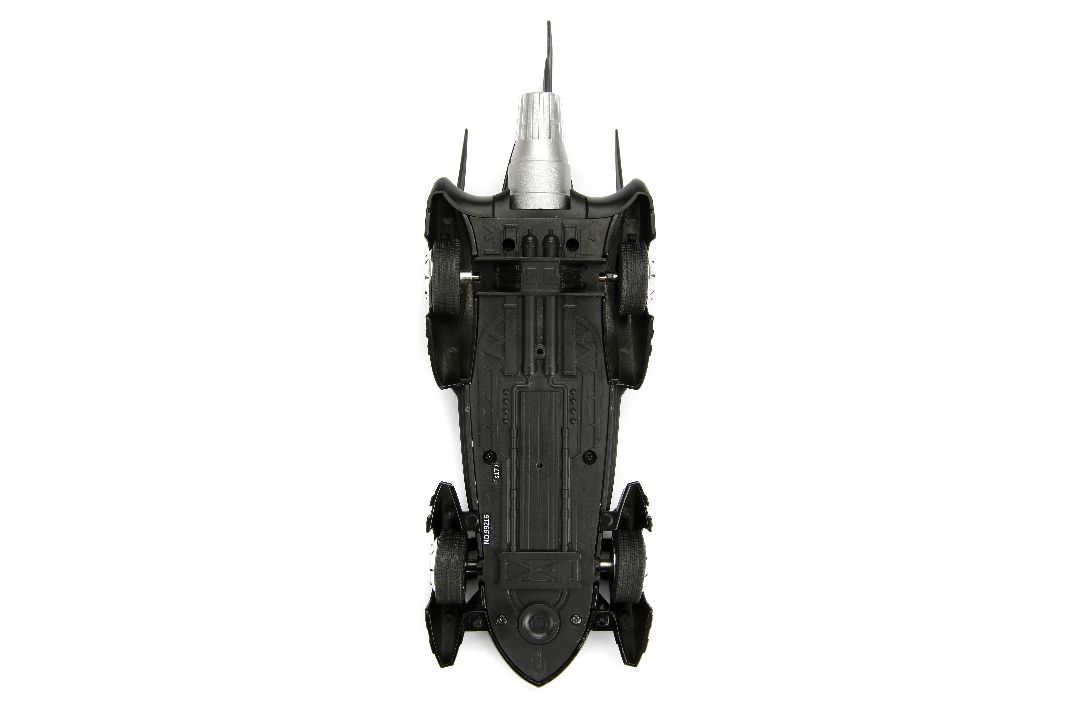 Jada 1/24 "Batman Forever" Batmobile w/ Batman Figure - 1995 - Click Image to Close