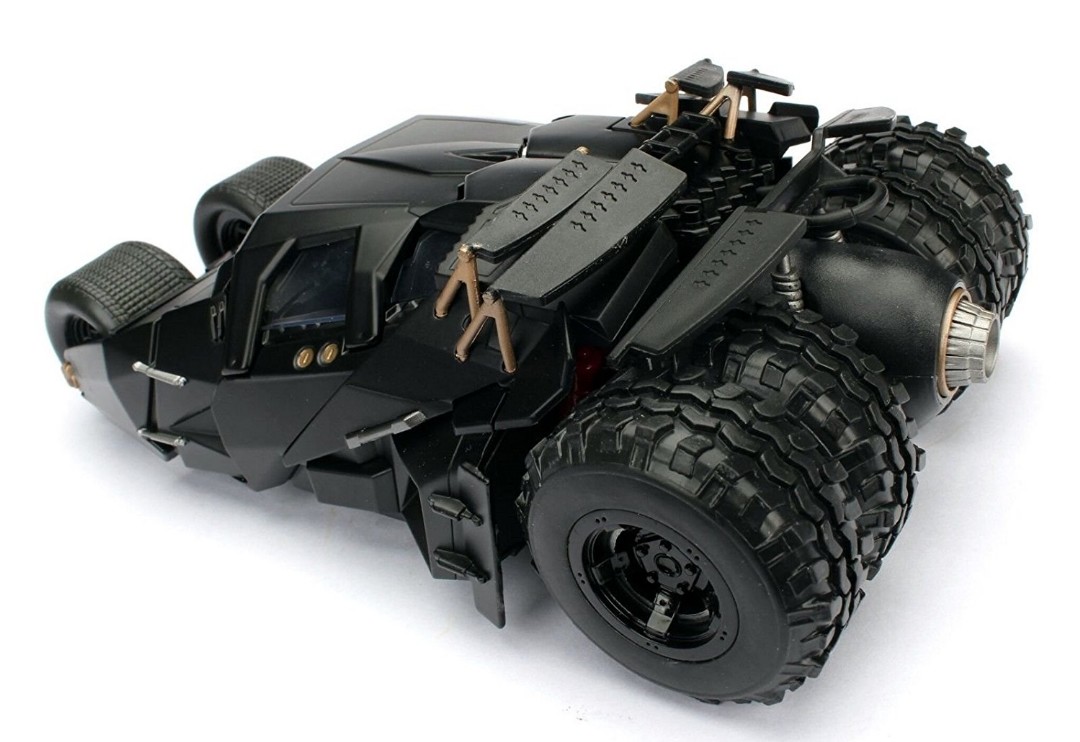 Jada 1/24 "The Dark Knight" Batmobile w/ Batman Figure - 2008