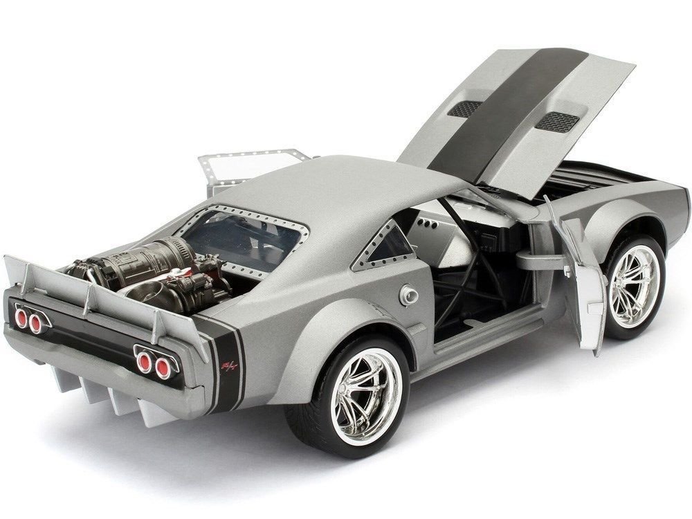 Jada 1/24 "Fast & Furious" Dom's Ice Charger - Grey