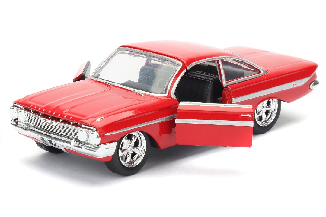 Jada 1/32 "Fast & Furious" Dom's Chevy Impala - Red - Click Image to Close