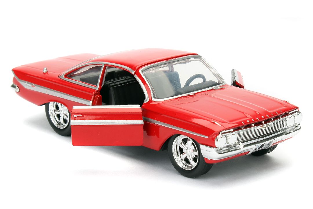 Jada 1/32 "Fast & Furious" Dom's Chevy Impala - Red - Click Image to Close