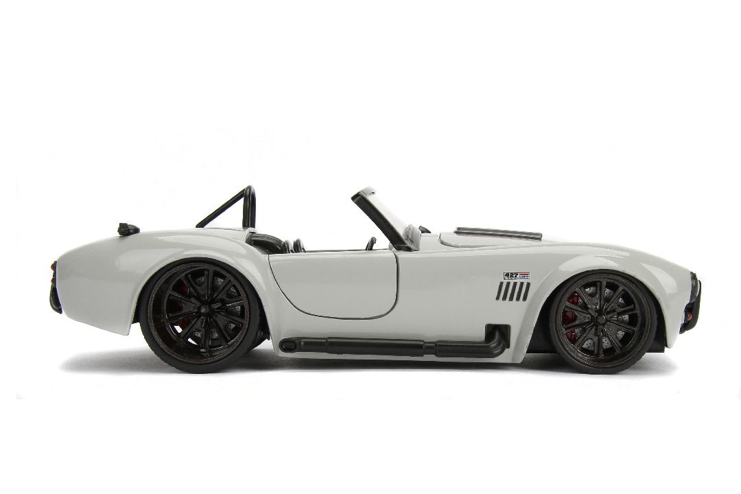 Jada 1/24 "BIGTIME Muscle" 1965 Shelby Cobra 427 S/C - Grey - Click Image to Close