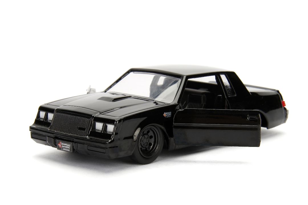 Jada 1/32 "Fast & Furious" Dom's Buick Grand National - Click Image to Close