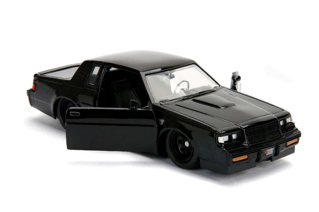 Jada 1/24 "Fast & Furious" Dom's Buick Grand National - Click Image to Close