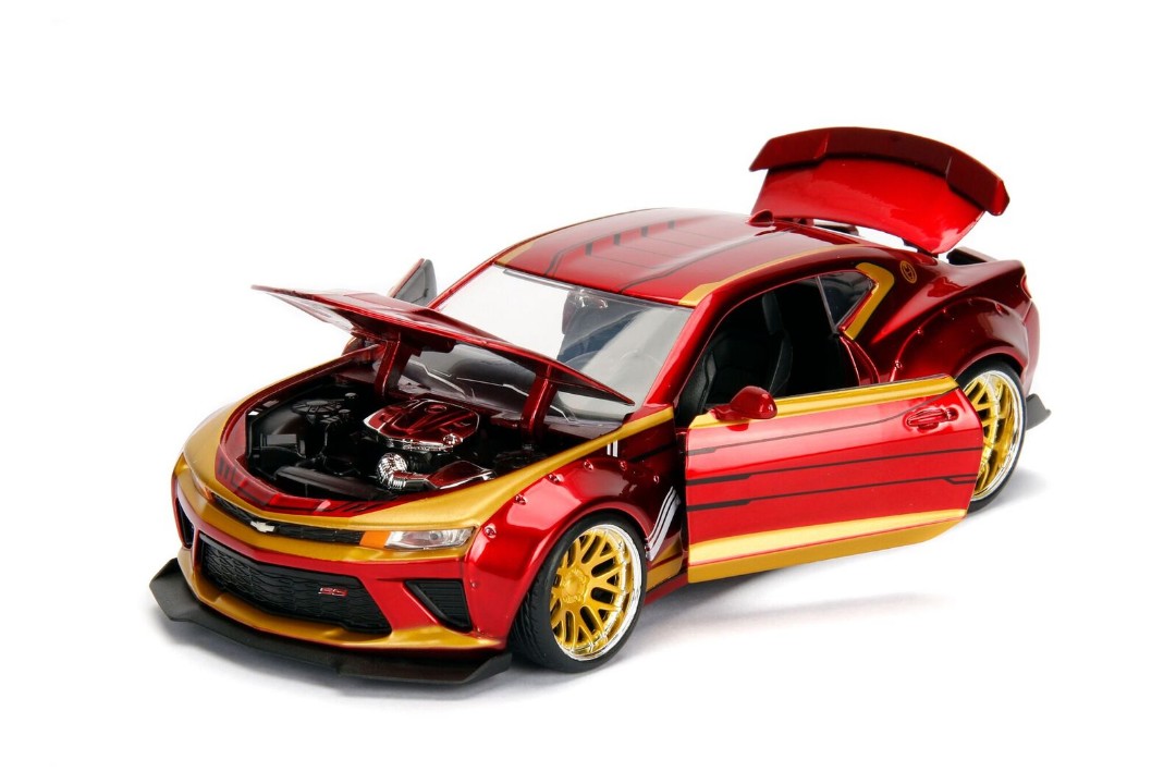 Jada 1/24 "Hollywood Rides" 2016 Chevy Camaro SS w/ Ironman - Click Image to Close