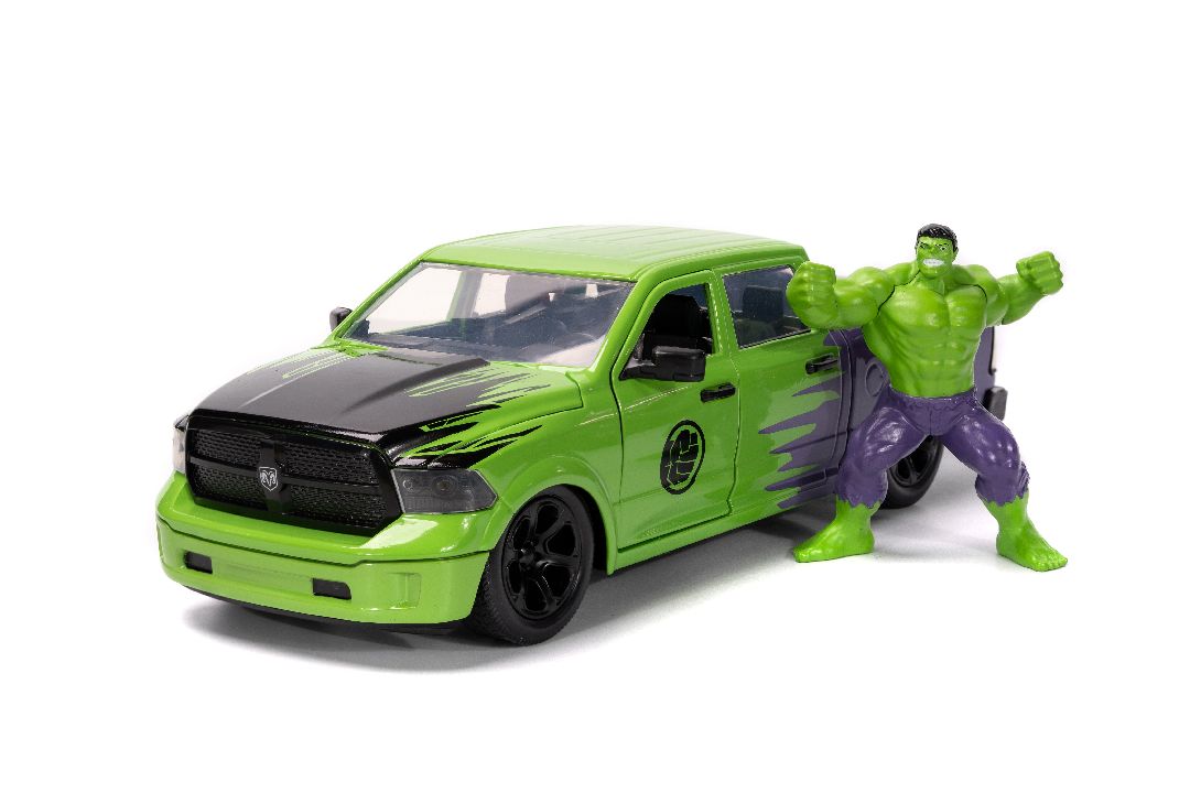 Jada 1/24 "Hollywood Rides" 2014 Ram 1500 Pickup with Hulk