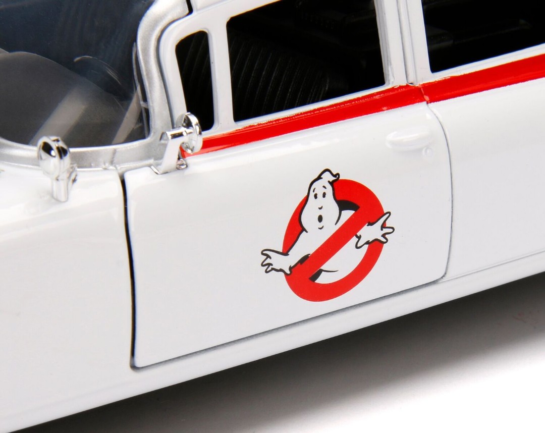 Jada 1/24 "Hollywood Rides" Ghostbusters ECTO-1 - Click Image to Close