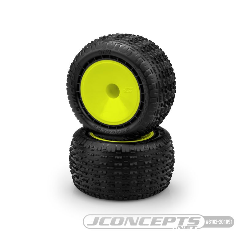 JConcepts Swaggers 2.2" stadium truck (pre-mounted on 3354Y)(2)