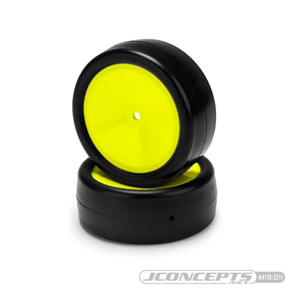 JConcepts Smoothie 3 - green compound - pre-mounted on 3347Y wheels (2wd 2.2