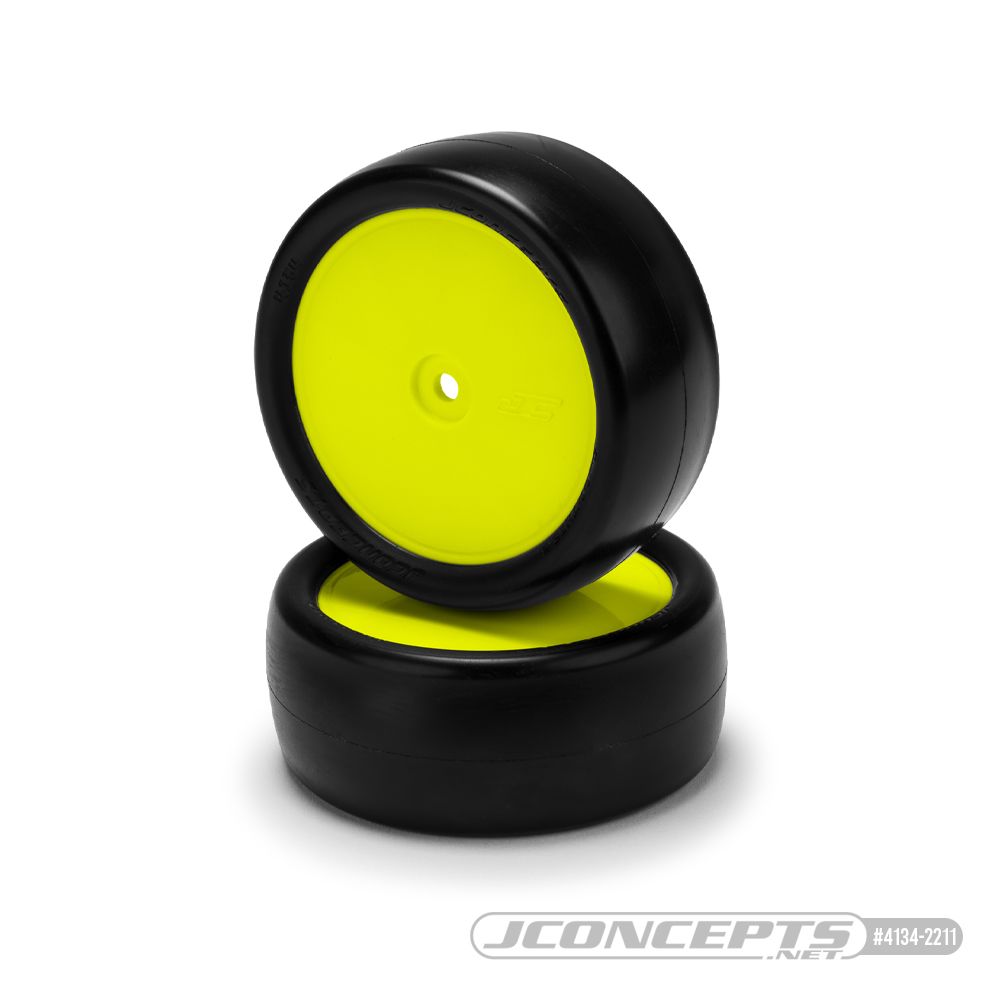 JConcepts Smoothie 3 - green compound - pre-mounted on 3353Y wheels (4wd 2.2