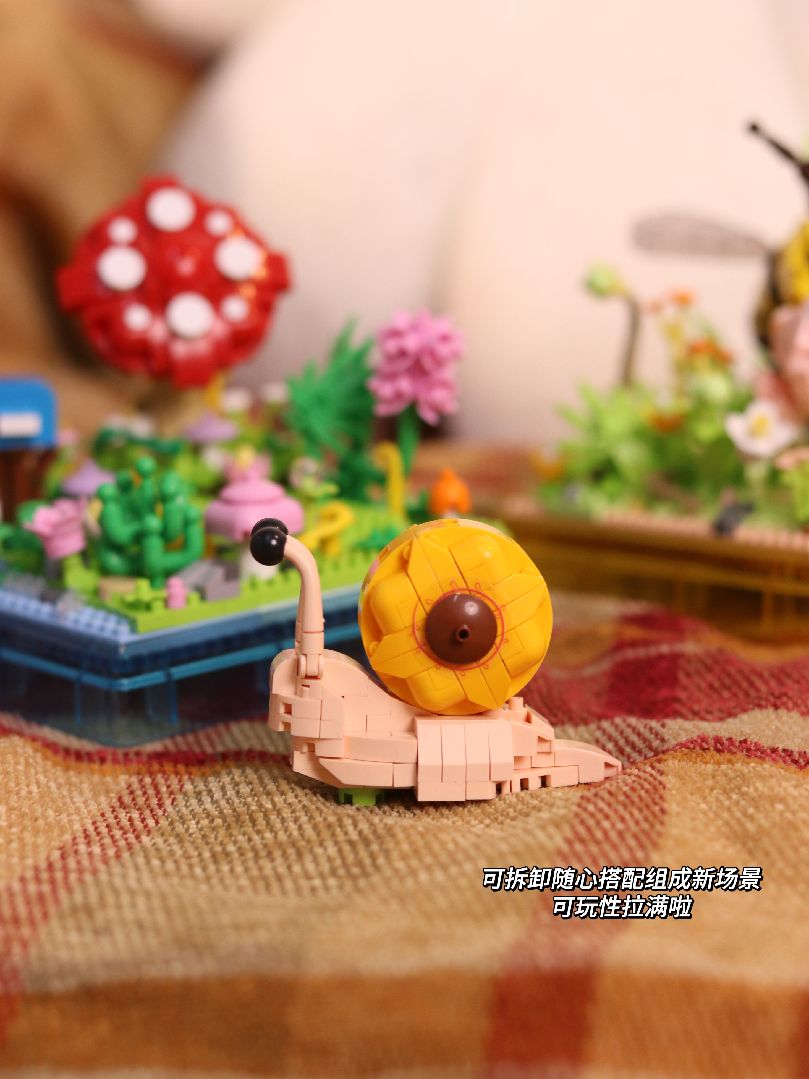 KOCO Insect & plant - Snail - 625 Pieces
