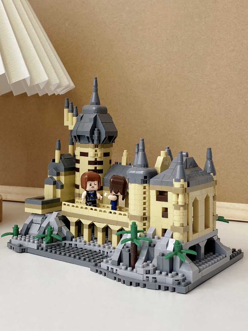 KOCO Magic castle - 1132 Pieces