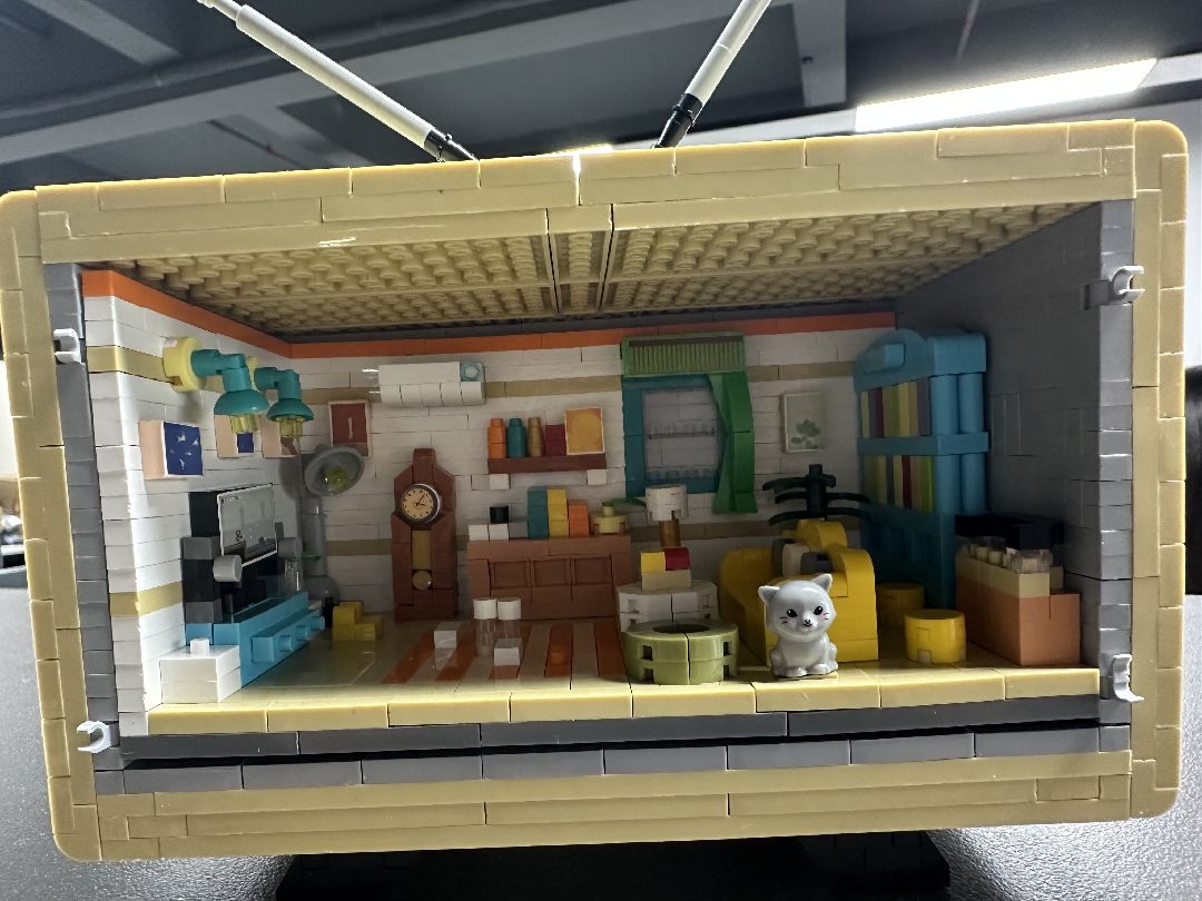 KOCO Old-fashioned TV - 2280 Pieces