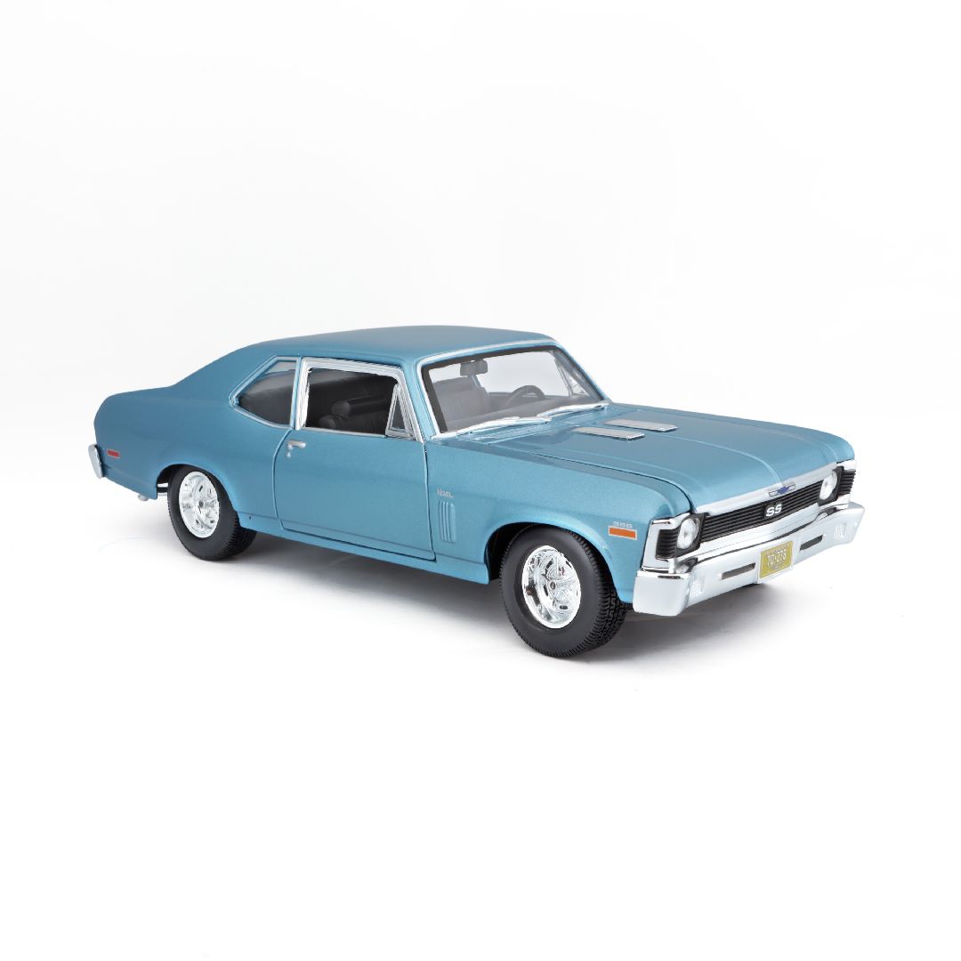 Maisto 1/18 SE 1970 Chevrolet Nova SS Coupe - Metallic Blue
