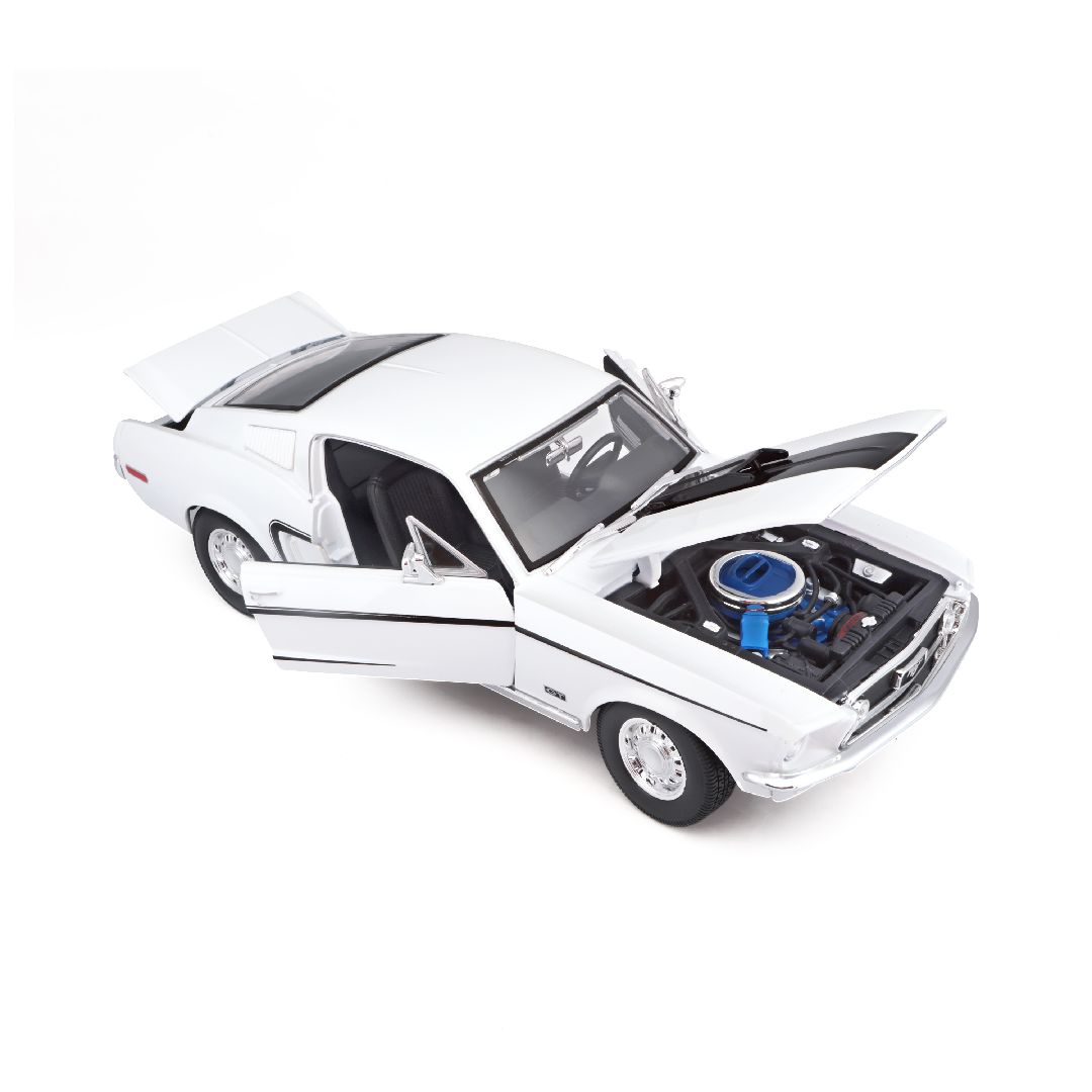 Maisto 1/18 SE 1968 Ford Mustang GT Cobra Jet - White