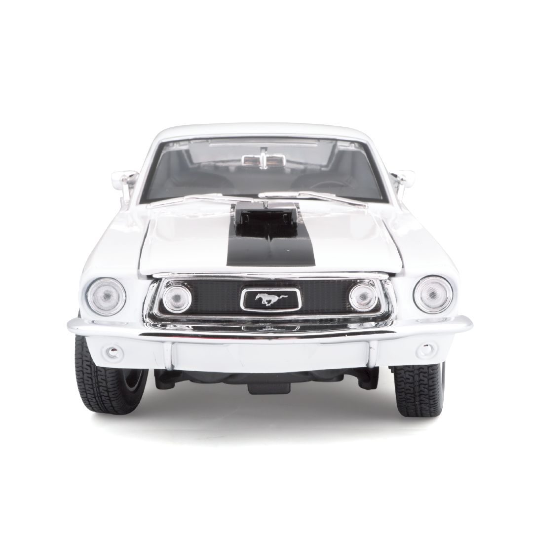 Maisto 1/18 SE 1968 Ford Mustang GT Cobra Jet - White