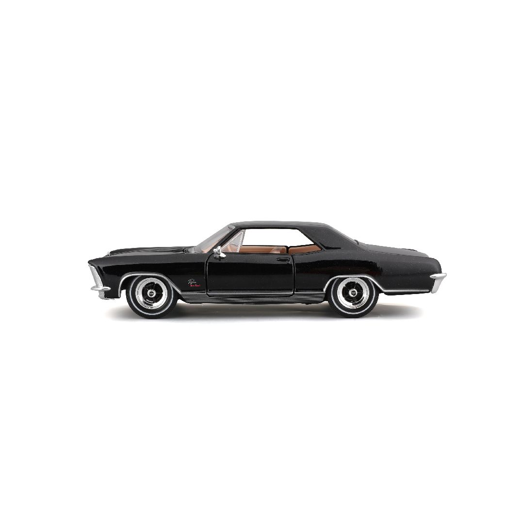 Maisto 1/26 SE 1965 Buick Riviera - Black