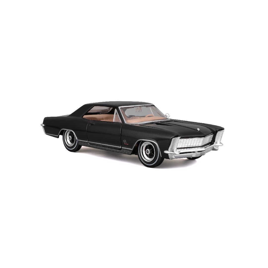 Maisto 1/26 SE 1965 Buick Riviera - Black