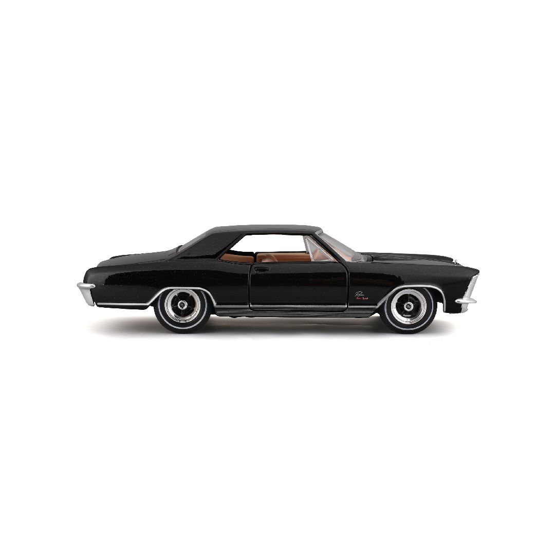 Maisto 1/26 SE 1965 Buick Riviera - Black