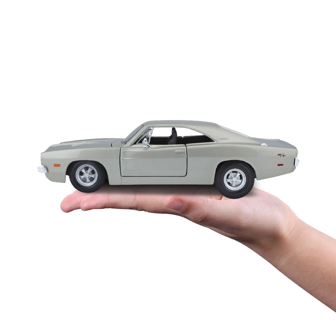Maisto 1/25 SE 1969 Dodge Charger R/T - Silver