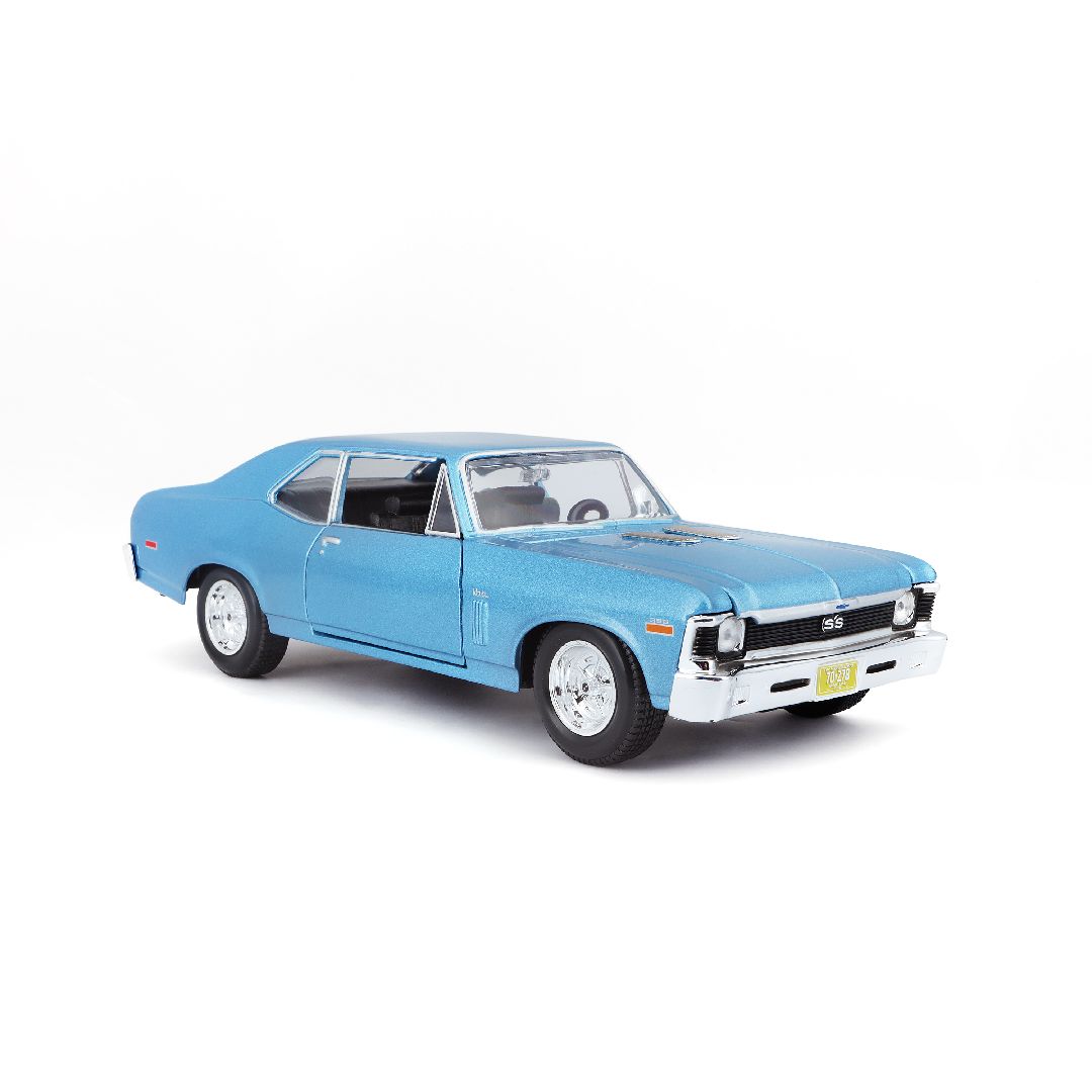 Maisto 1/24 SE 1970 Chevrolet Nova SS - Metallic Blue