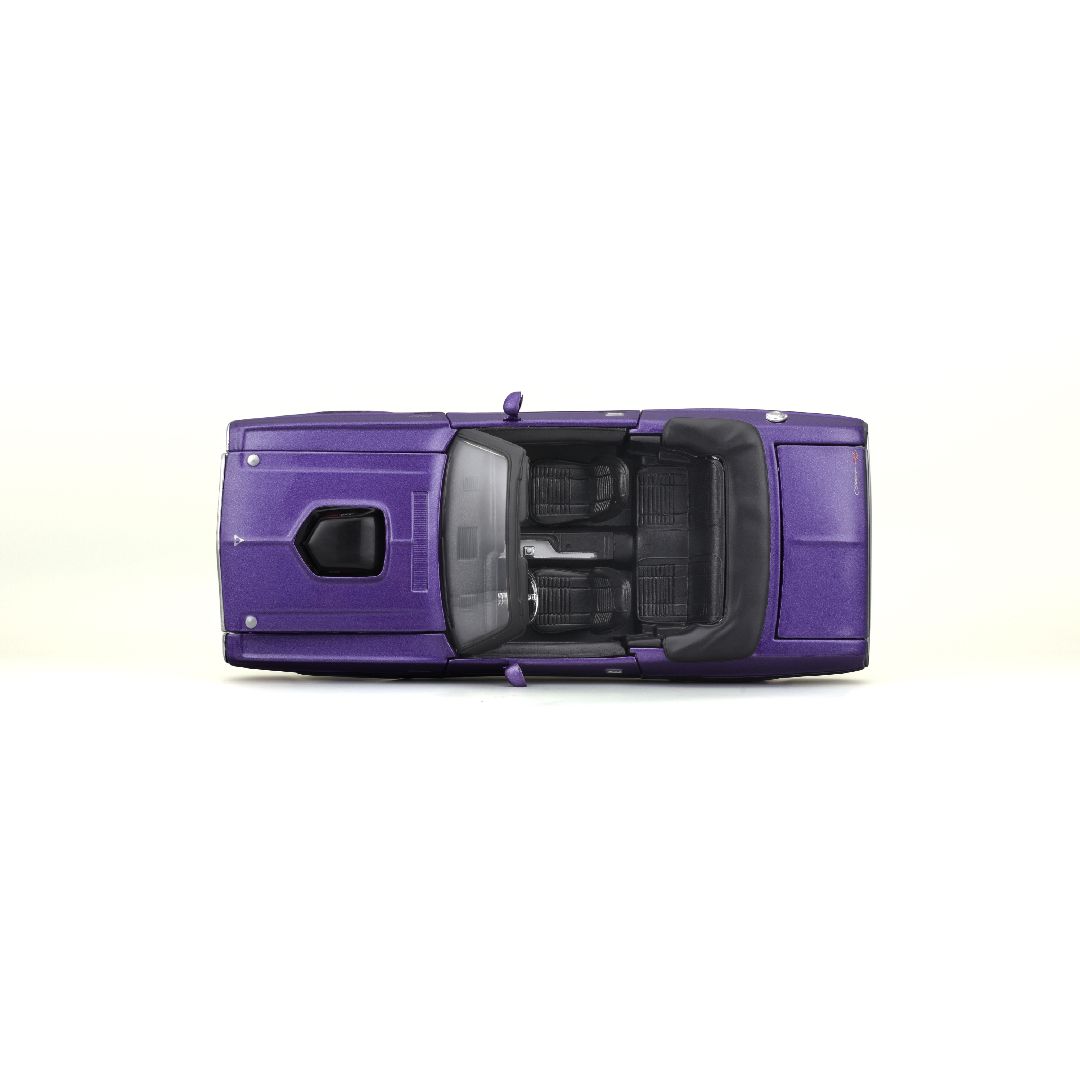 Maisto 1/24 SE 1970 Dodge Challenger R/T Convertible - Purple