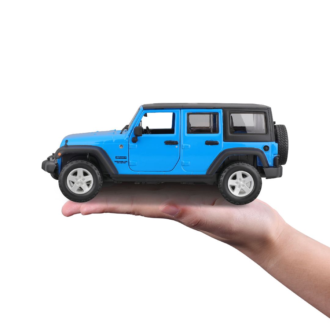 Maisto 1/24 SE Trucks 2015 Wrangler Unlimited - Blue/White