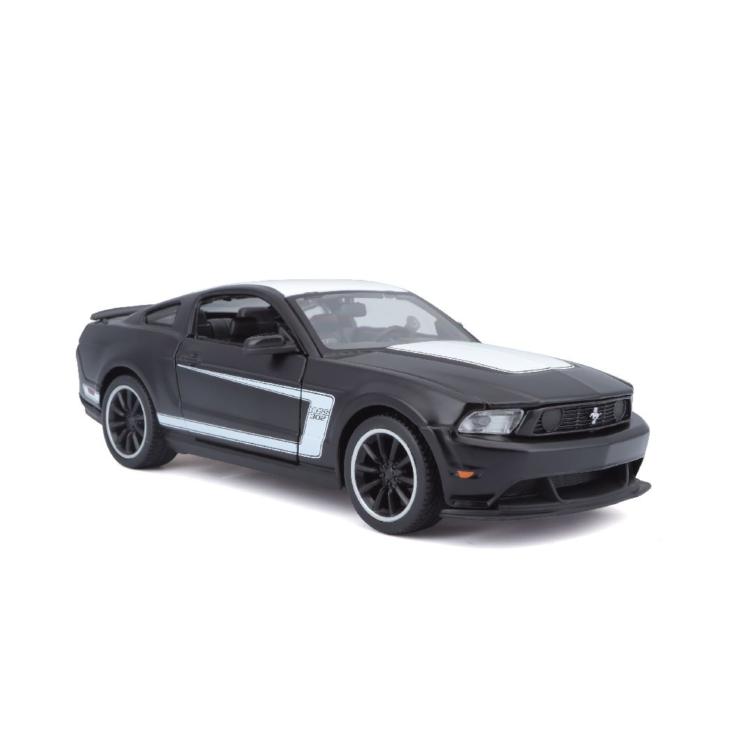 Maisto 1/24 SE 2012 Ford Mustang Boss 302 - Matte Black