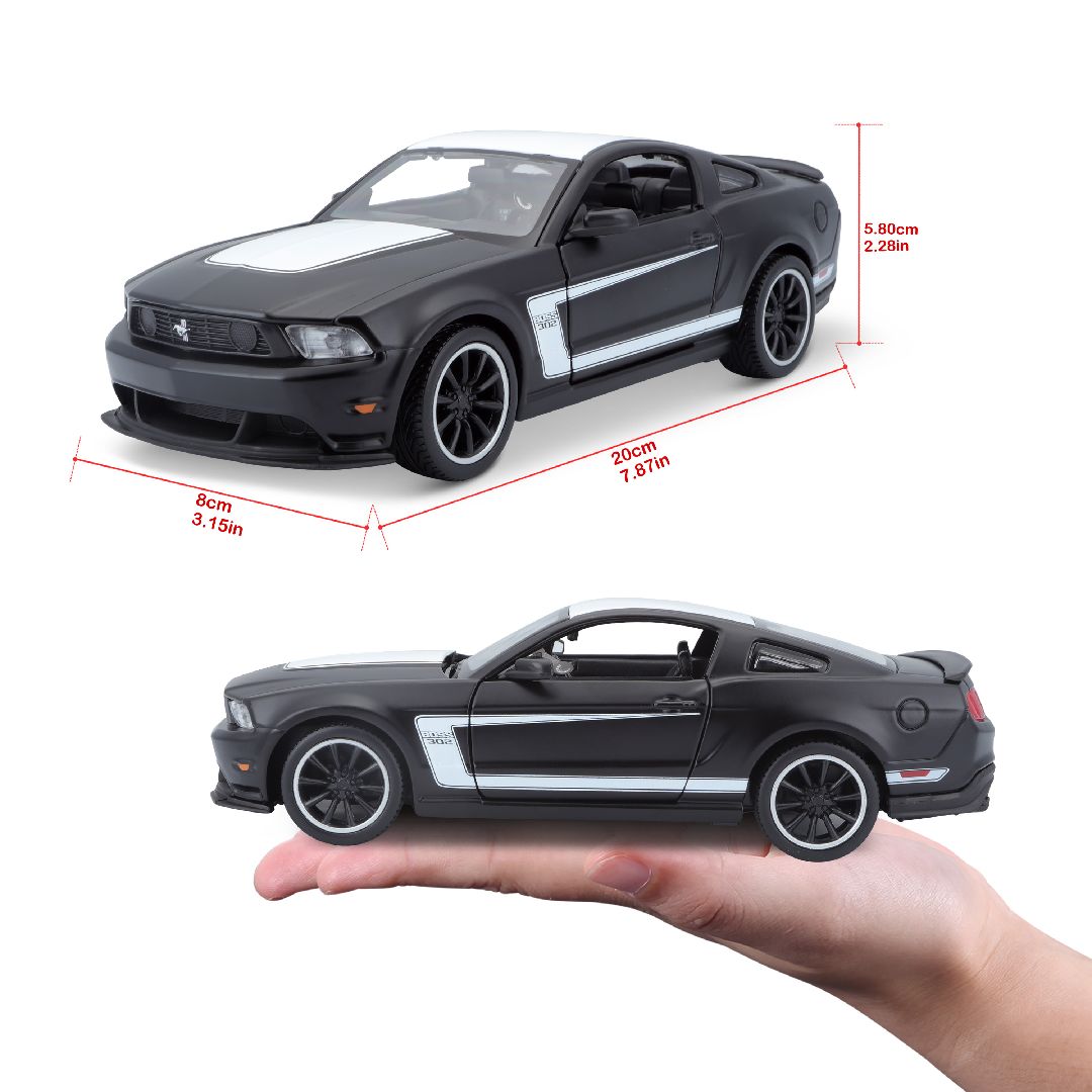 Maisto 1/24 SE 2012 Ford Mustang Boss 302 - Matte Black