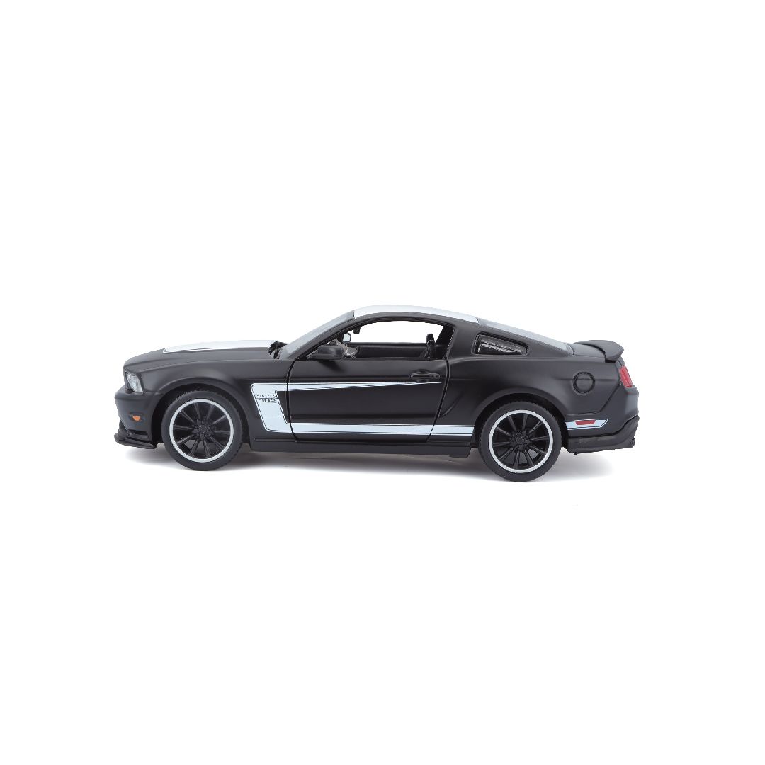Maisto 1/24 SE 2012 Ford Mustang Boss 302 - Matte Black