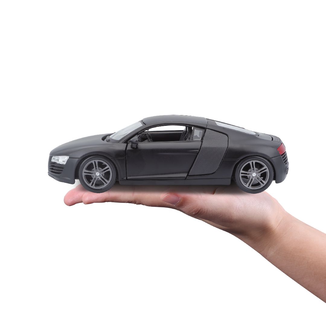 Maisto 1/24 SE Audi R8 - Matte Black