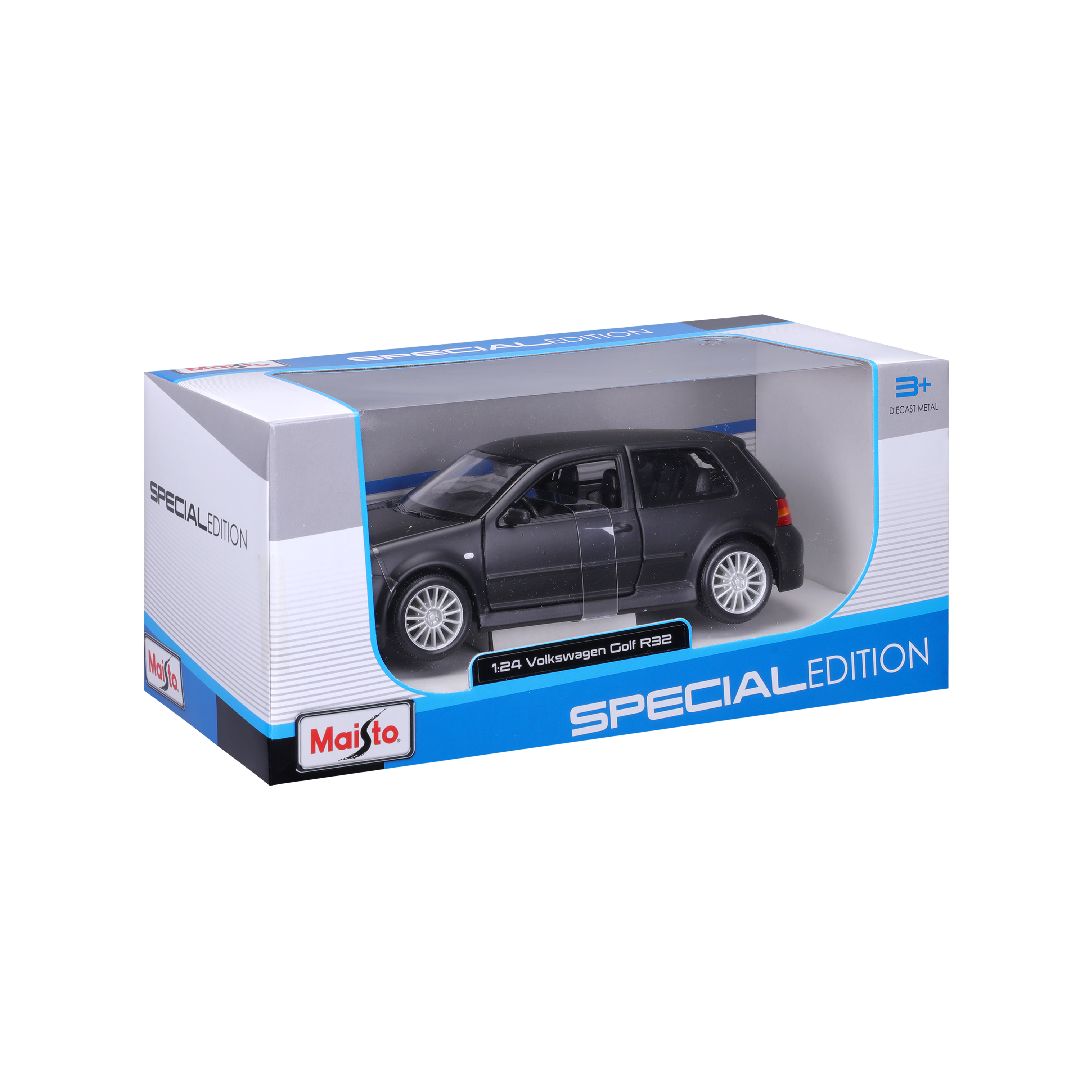 Maisto 1/24 SE Volkswagen Golf R32 - Dull Black