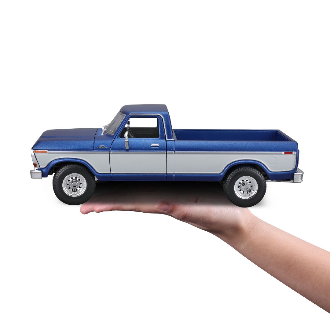 Maisto 1/18 SE 1979 Ford F1 Pick-up Truck - Blue/White